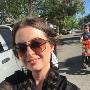 Meet your Posher, Julie